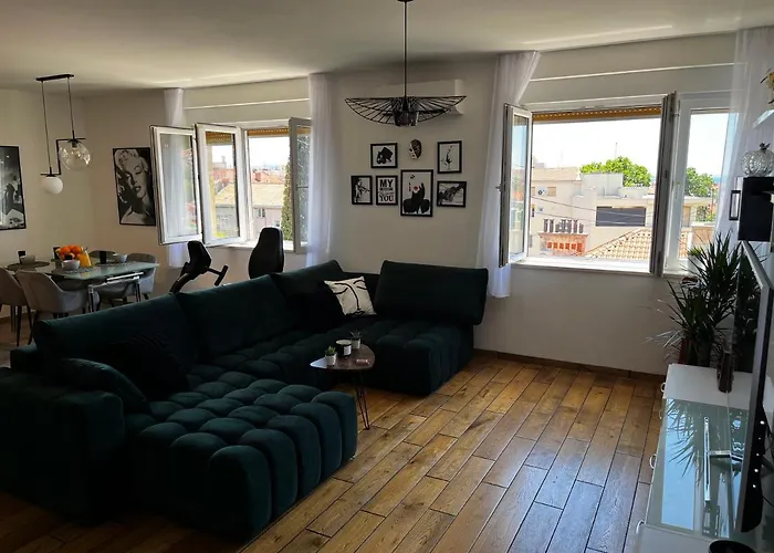 Luxury Lulu Lägenhet *