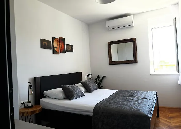 Lägenhet Luxury Lulu